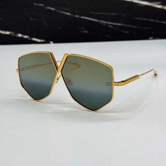 NEW VALENTINO VLS-115B WOMEN OVERSIZED GREEN GOLD SUNGLASSES VALENTINO V-HEXAGON - Picture 4 of 12